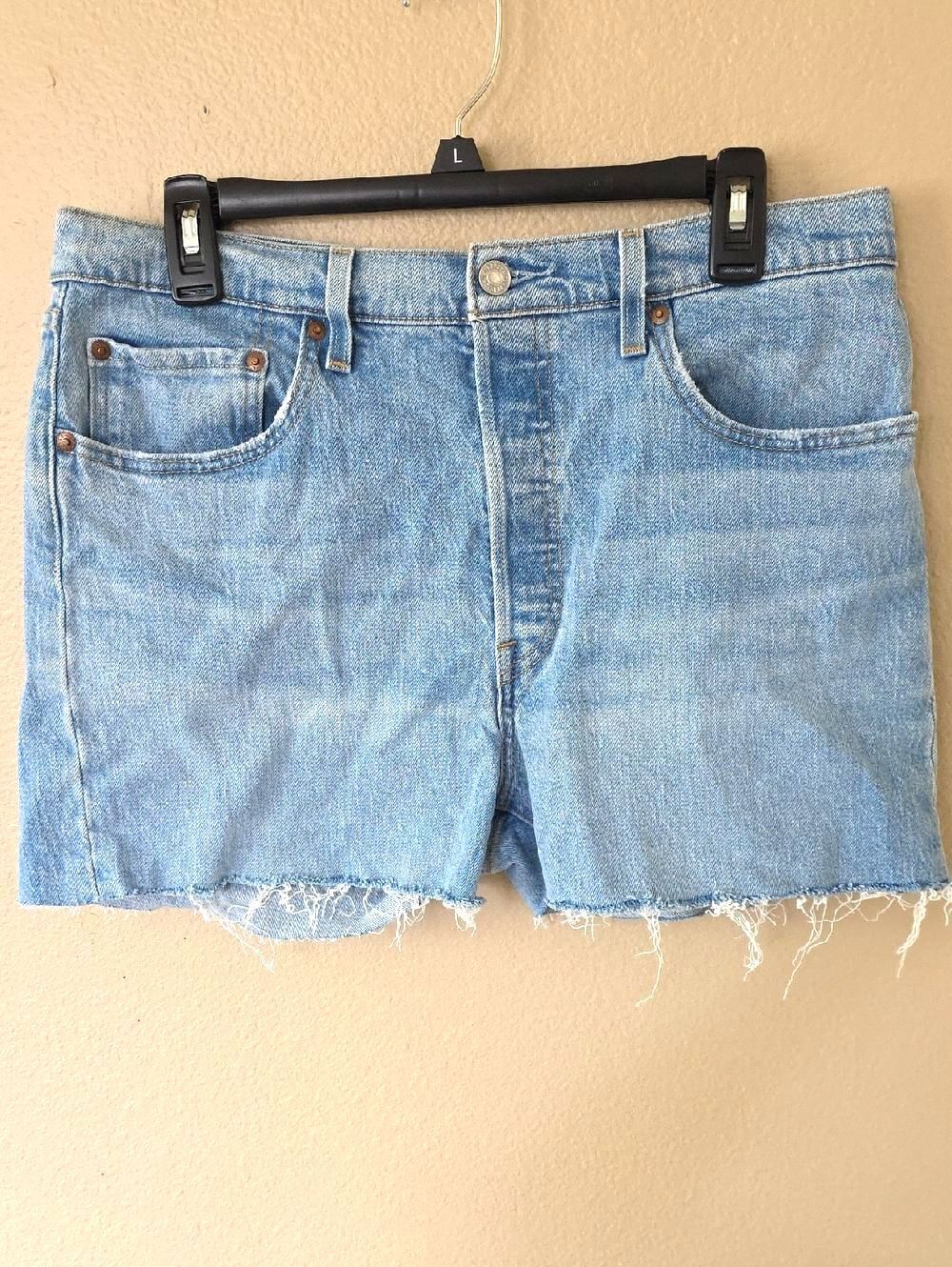 Levi's Womens 501 High Rise Cutoff Denim Shorts - Size 31